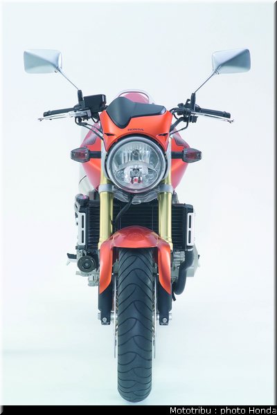 honda_600hornet_2005_025