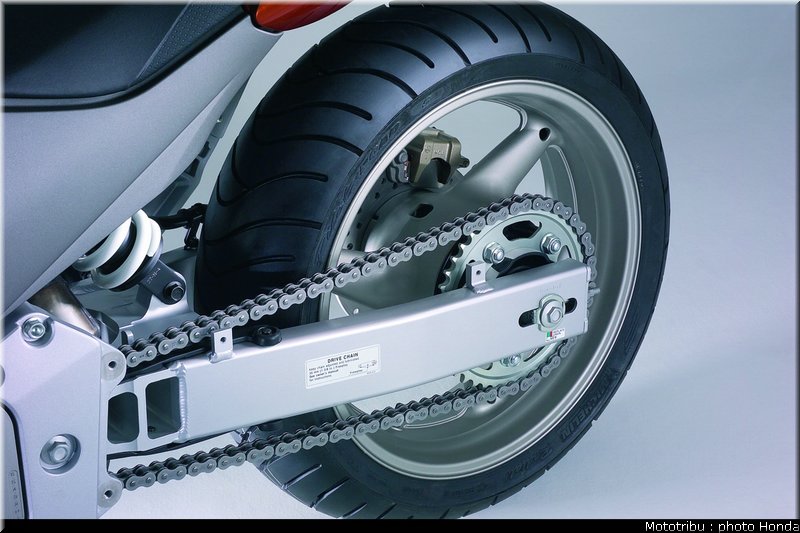 honda_600hornet_2005_031