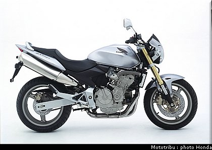 honda_600hornet_2005_016.jpg