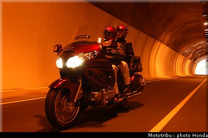 honda_goldwing_2005_009.jpg