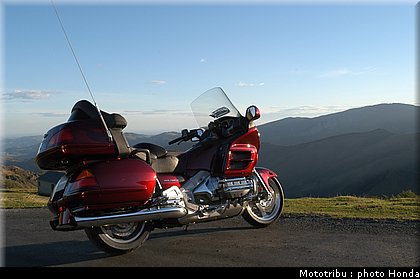 honda_goldwing_2005_012.jpg