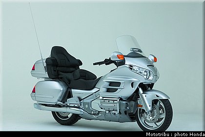 honda_goldwing_2005_030.jpg