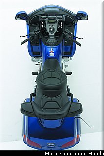 honda_goldwing_2005_031.jpg