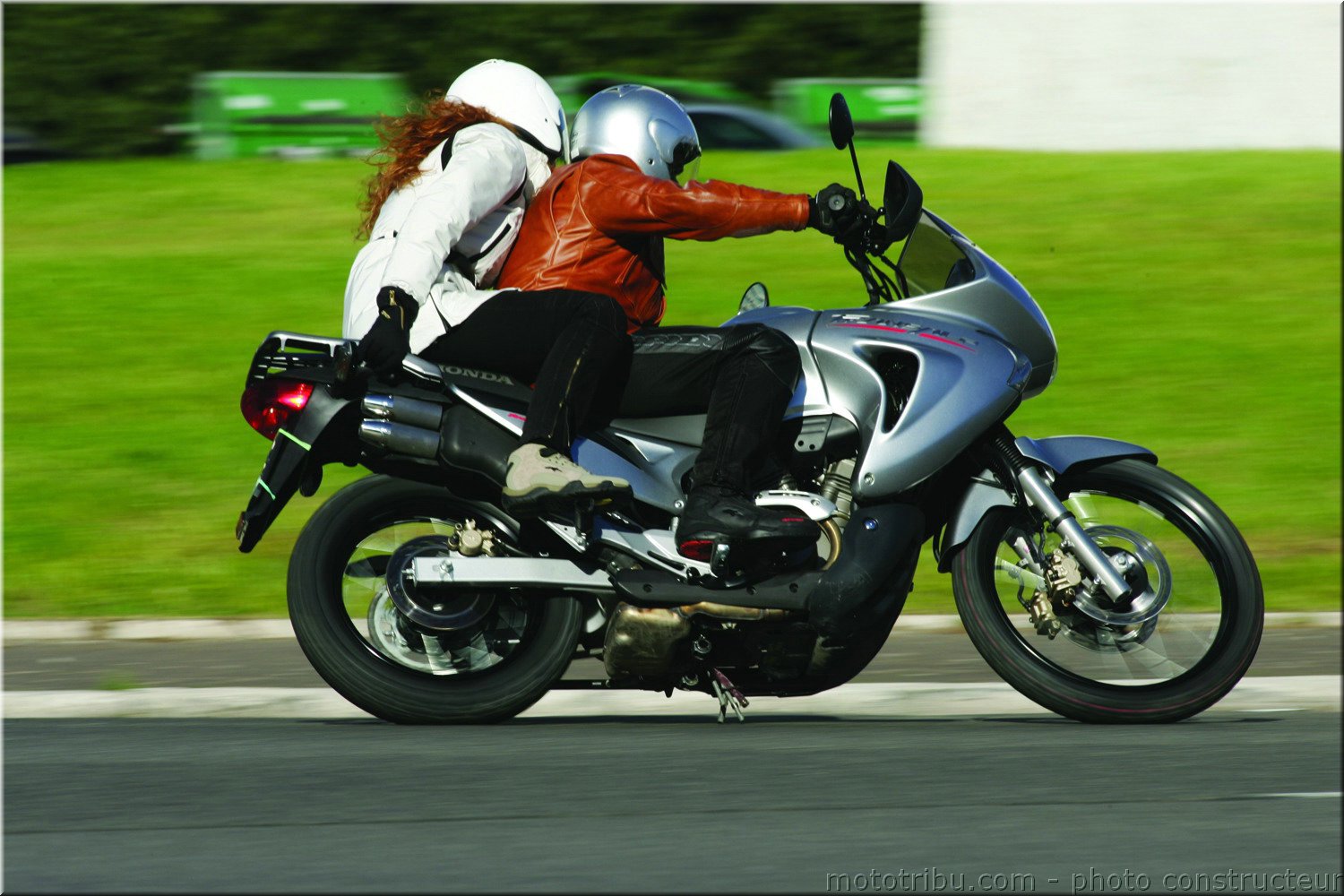 MOTO 