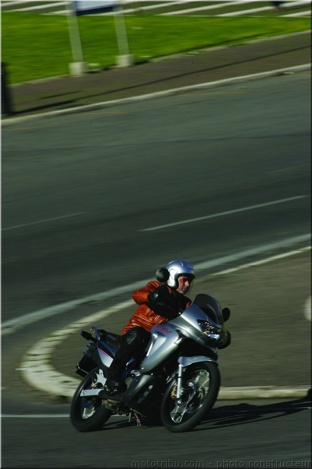 MOTO 