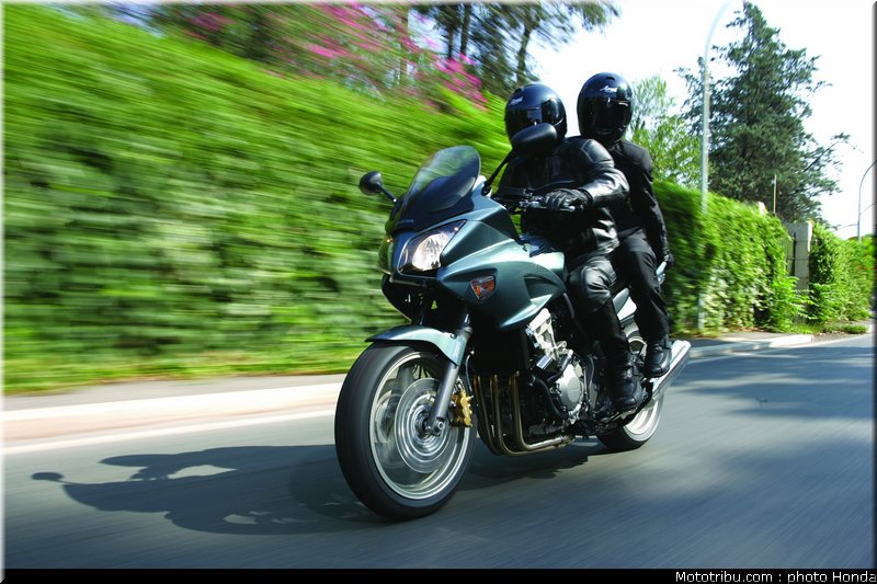 honda_1000_cbf_2006_001