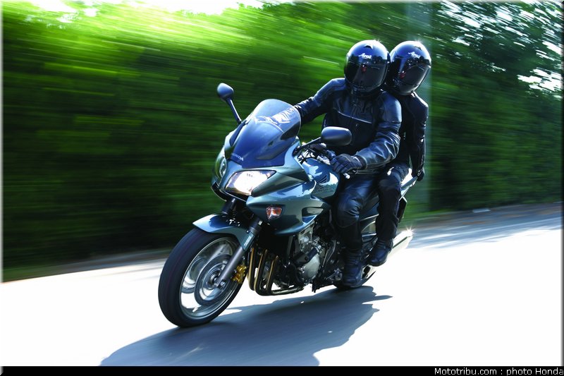 honda_1000_cbf_2006_002