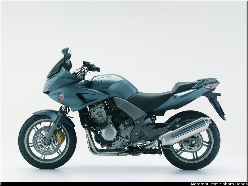 honda_1000_cbf_2006_015