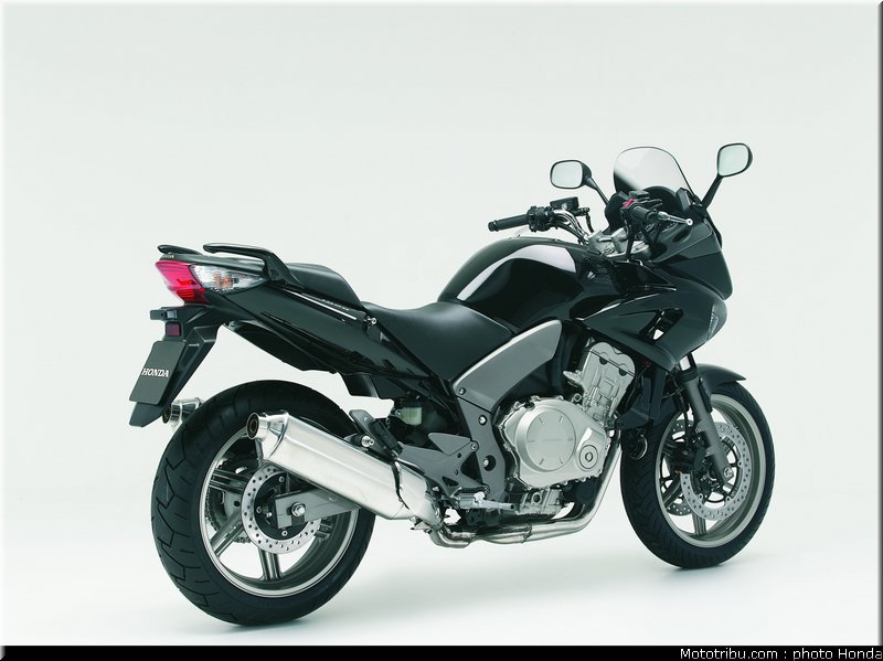 honda_1000_cbf_2006_020