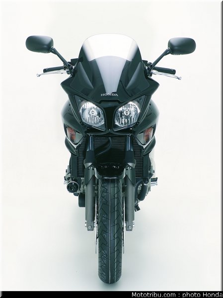 honda_1000_cbf_2006_032