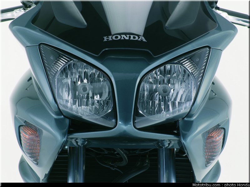 honda_1000_cbf_2006_044