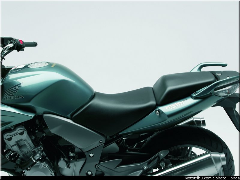 honda_1000_cbf_2006_046