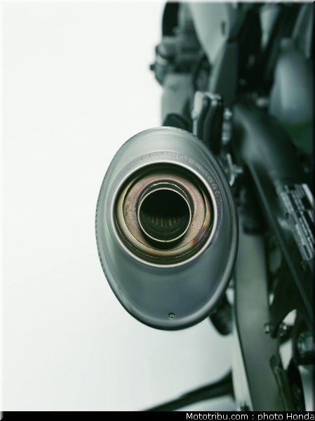 honda_1000_cbf_2006_049
