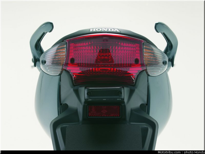 honda_1000_cbf_2006_050