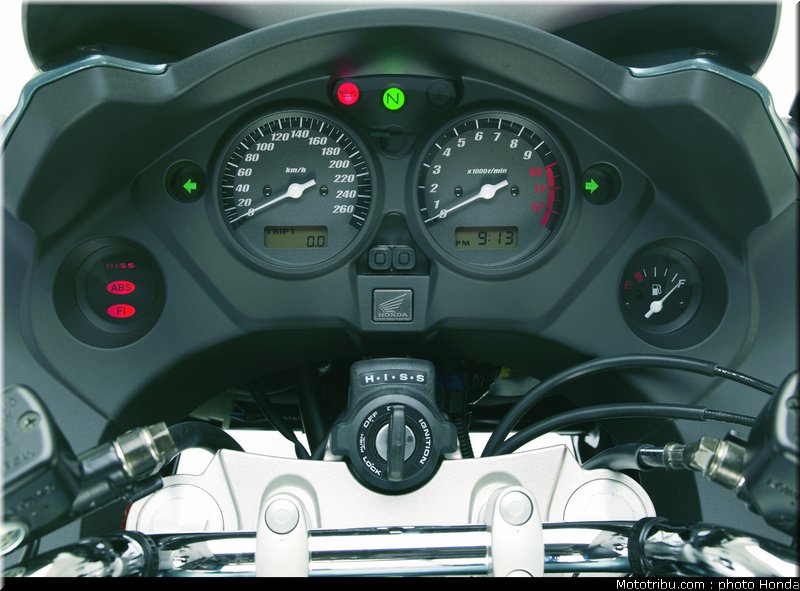 honda_1000_cbf_2006_052