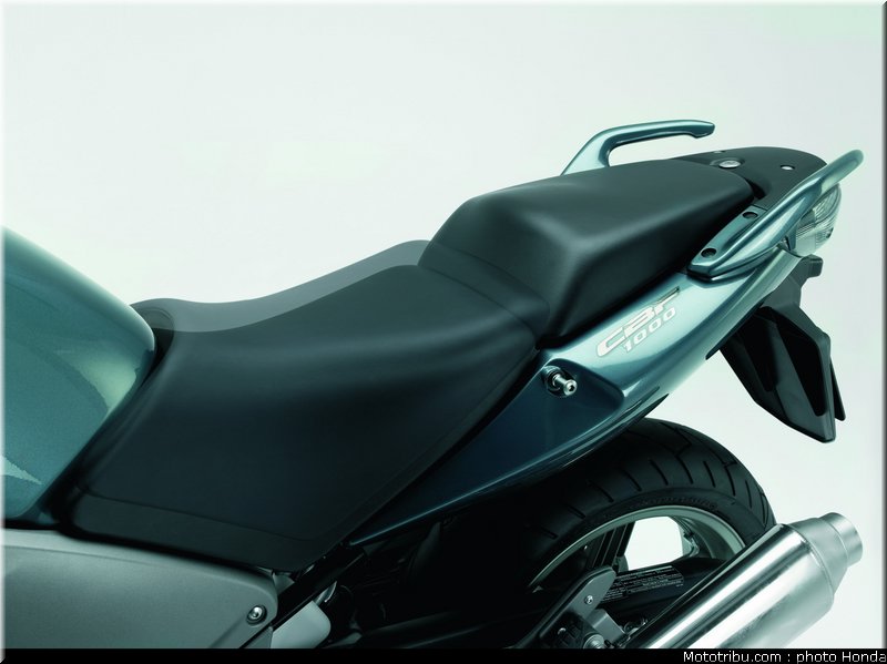 honda_1000_cbf_2006_053