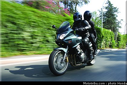 honda_1000_cbf_2006_001.jpg