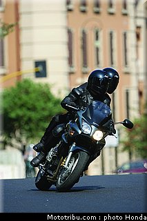 honda_1000_cbf_2006_011.jpg