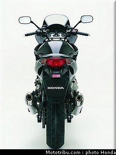 honda_1000_cbf_2006_037.jpg