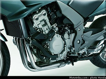 honda_1000_cbf_2006_047.jpg