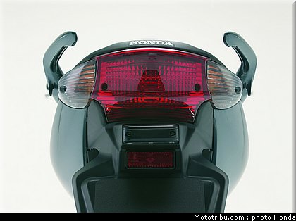 honda_1000_cbf_2006_050.jpg