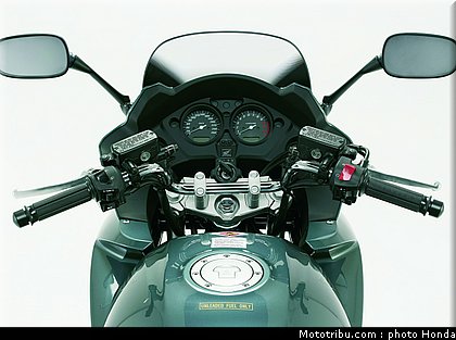 honda_1000_cbf_2006_051.jpg