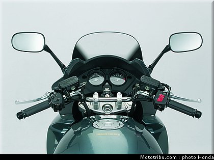 honda_1000_cbf_2006_062.jpg