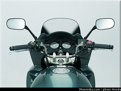 honda_1000_cbf_2006_063.jpg