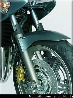 honda_1000_cbf_2006_064.jpg