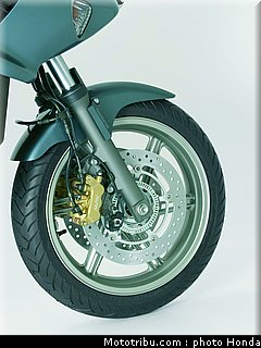 honda_1000_cbf_2006_067.jpg
