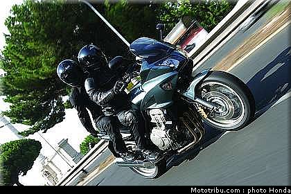 honda_1000_cbf_2006_005.jpg