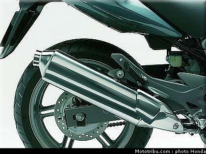 honda_1000_cbf_2006_032.jpg