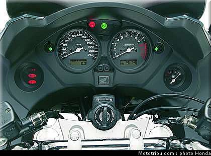 honda_1000_cbf_2006_035.jpg