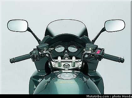 honda_1000_cbf_2006_044.jpg