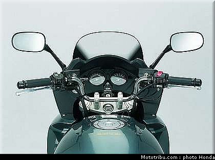 honda_1000_cbf_2006_046.jpg