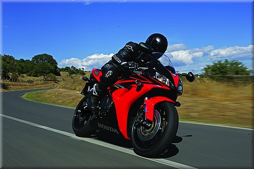 honda-1000cbr-2006-006.jpg