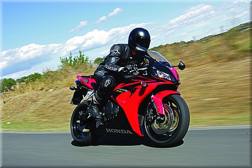 honda-1000cbr-2006-011.jpg