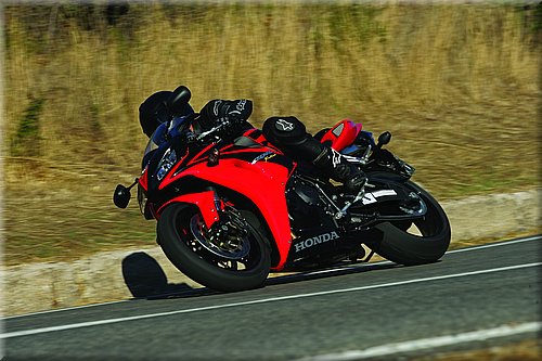 honda-1000cbr-2006-013.jpg