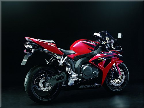 honda-1000cbr-2006-030.jpg