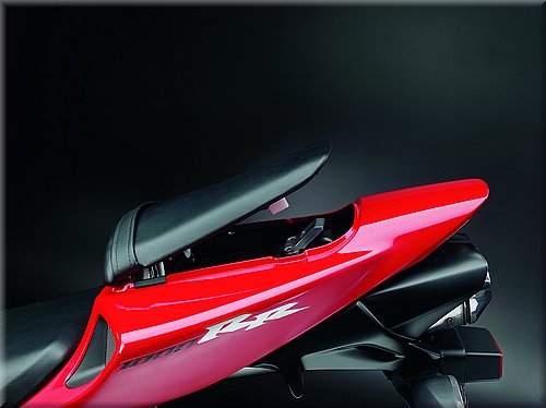 honda-1000cbr-2006-050.jpg