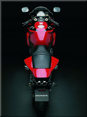 honda-1000cbr-2006-070.jpg