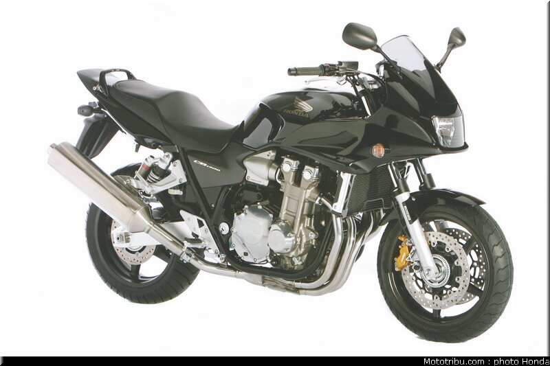 honda_cb1300s_2006_1
