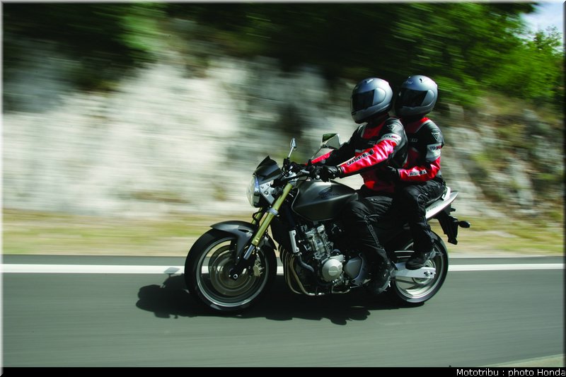 honda_600hornet_2006_012
