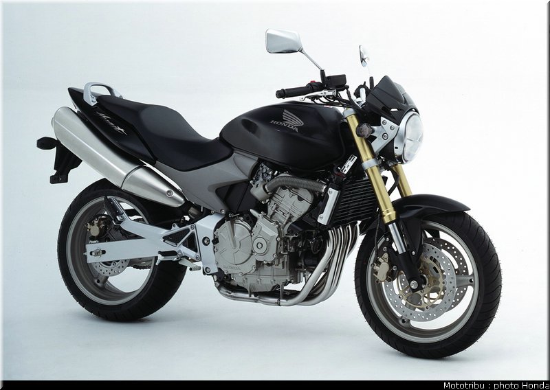 honda_600hornet_2006_021