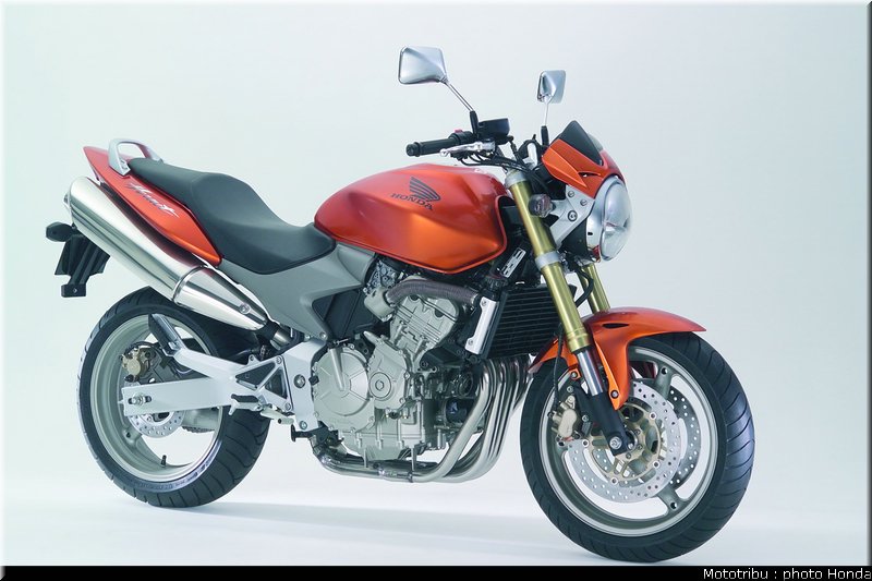 honda_600hornet_2006_026