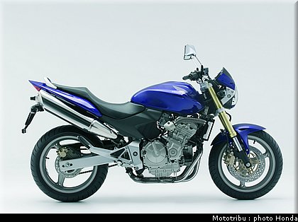 honda_600hornet_2006_019.jpg