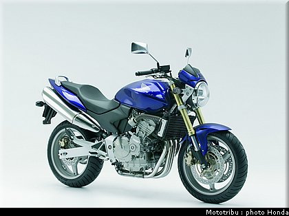 honda_600hornet_2006_024.jpg