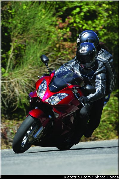 honda_800_vfr_2006_020