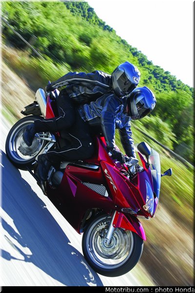 honda_800_vfr_2006_030