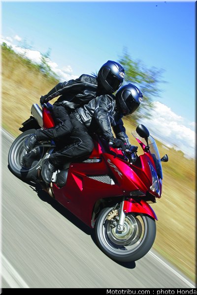 honda_800_vfr_2006_031
